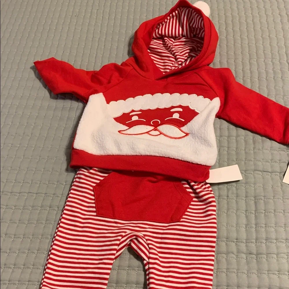 Cat & Jack Santa Baby 2-Pc Outfit Size 6-9 Mo NEW Striped pants & Santa hoodie